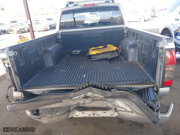 2003 Nissan Frontier 4WD SVE with VIN 1N6MD29Y63C465571, listed as a IAAI auction lot 41502613 with 175,996 mi miles. Bid and sale history available at carsss.com. Image 17.