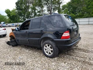1999 Mercedes-Benz M 320/430/500 z VIN 4JGAB72E0XA088242, wystawiony jako Copart lot #54570284 z przebiegiem Nie podano mil oraz Szkoda całkowita • Salvage title. Historia ofert i sprzedaży dostępna na DreamBid. Obrazek 2.