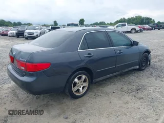 2005 Honda Accord LX z VIN 3HGCM56425G709400, wystawiony jako IAAI lot #42347788 z przebiegiem 221 464 mil mil oraz . Historia ofert i sprzedaży dostępna na DreamBid. Obrazek 4.