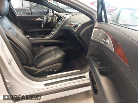 2017 Lincoln MKZ Select с VIN 3LN6L5D95HR624794, выставлен на аукционе IAAI как лот 41601895 с пробегом 81 972 миль миль и . История ставок и продаж доступна на DreamBid. Изображение 5.