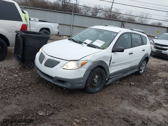 2008 Pontiac Vibe with VIN 5Y2SL65878Z424915, listed as a IAAI auction lot 41543220 with 200,250 mi miles. Bid and sale history available at carsss.com. Image 2.