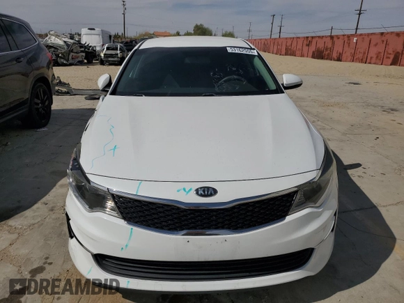 2018 Kia Optima LX z VIN 5XXGT4L39JG204573, wystawiony jako Copart lot #53162555 z przebiegiem 114 257 mil mil oraz Szkoda całkowita • Salvage title. Historia ofert i sprzedaży dostępna na DreamBid. Obrazek 5.
