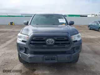 2019 Toyota Tacoma 2WD SR with VIN 5TFAX5GN7KX145335, listed as a IAAI auction lot 41375020 with 111,788 mi miles. Bid and sale history available at carsss.com. Image 12.