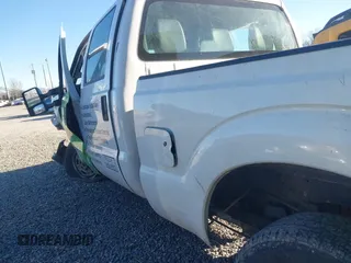 2015 Ford Super Duty F-250 SRW Lariat with VIN 1FT7W2B68FEA26013, listed as a IAAI auction lot 41528281 with 166,947 mi miles. Bid and sale history available at carsss.com. Image 18.