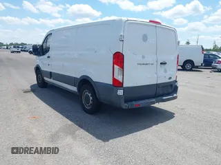 2017 Ford Transit z VIN 1FTYE1YM5HKA34470, wystawiony jako IAAI lot #42245048 z przebiegiem 149 437 mil mil oraz . Historia ofert i sprzedaży dostępna na DreamBid. Obrazek 3.