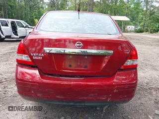 2010 Nissan Versa S с VIN 3N1BC1AP3AL458043, выставлен на аукционе IAAI как лот 42325382 с пробегом 224 639 миль миль и . История ставок и продаж доступна на DreamBid. Изображение 16.