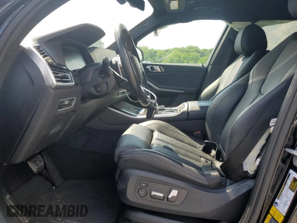 2021 BMW X5 xDrive45e with VIN 5UXTA6C02M9F50974, listed as a Copart auction lot 56358745 with 46,945 mi miles and Salvage title. Bid and sale history available at DreamBid. Image 7.