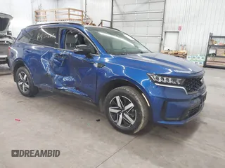 2021 Kia Sorento EX z VIN 5XYRH4LF5MG035009, wystawiony jako IAAI lot #41450229 z przebiegiem 63 023 mil mil oraz . Historia ofert i sprzedaży dostępna na DreamBid. Obrazek 1.