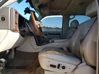 2004 Cadillac Escalade z VIN 1GYEC63T04R107597, wystawiony jako Copart lot #87259974 z przebiegiem Nie podano mil oraz Nie do naprawy • Non repairable. Historia ofert i sprzedaży dostępna na DreamBid. Obrazek 7.