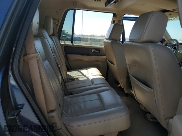 2007 Ford Expedition XLT with VIN 1FMFU15527LA85632, listed as a Copart auction lot 61855455 with 177,899 mi miles and Salvage title. Bid and sale history available at DreamBid. Image 11.