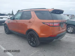 2018 Land Rover Discovery HSE with VIN SALRR2RV3JA053030, listed as a IAAI auction lot 42074670 with 91,602 mi miles. Bid and sale history available at carsss.com. Image 3.