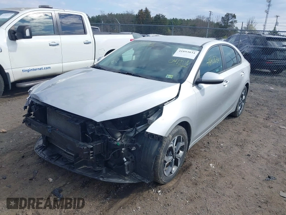 2019 Kia Forte LXS z VIN 3KPF24AD3KE041214, wystawiony jako IAAI lot #41893834 z przebiegiem 105 581 mil mil oraz . Historia ofert i sprzedaży dostępna na DreamBid. Obrazek 6.