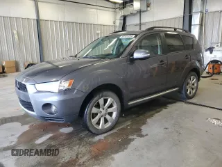 2010 Mitsubishi Outlander XLS z VIN JA4JS4AXXAZ012939, wystawiony jako Copart lot #69101264 z przebiegiem 135 960 mil mil oraz Czysty tytuł • Clean title. Historia ofert i sprzedaży dostępna na DreamBid. Obrazek 1.