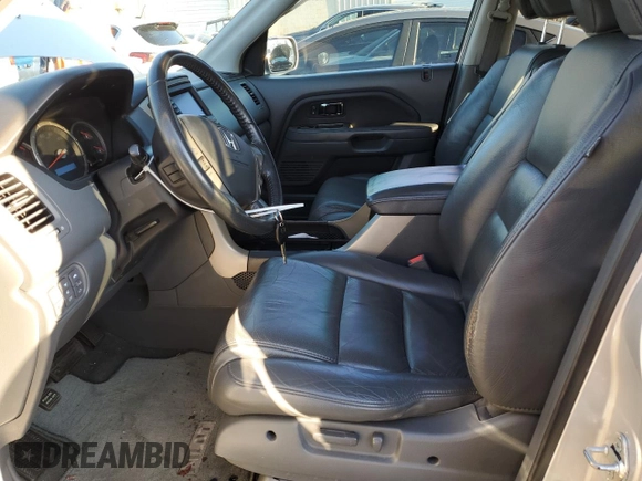 2008 Honda Pilot EX-L with VIN 5FNYF28778B030544, listed as a Copart auction lot 81958524 with 155,947 mi miles and Salvage Title. Bid and sale history available at DreamBid. Image 7.