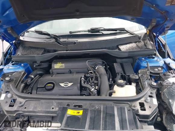 2014 MINI Countryman S with VIN WMWZC5C52EWP38659, listed as a IAAI auction lot 42229976 with 115,229 mi miles and . Bid and sale history available at DreamBid. Image 10.