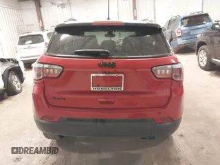 2018 Jeep Compass Altitude with VIN 3C4NJDBB9JT304330, listed as a IAAI auction lot 41886905 with 45,700 mi miles and . Bid and sale history available at carsss.com. Image 16.