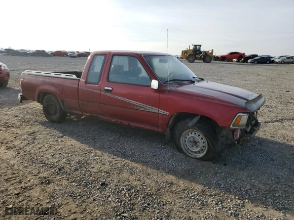 1992 Toyota 2WD Pickups DLX with VIN JT4RN93P1N5067447, listed as a Copart auction lot 51326685 with 219,601 mi miles and Clean Title. Bid and sale history available at carsss.com. Image 4.