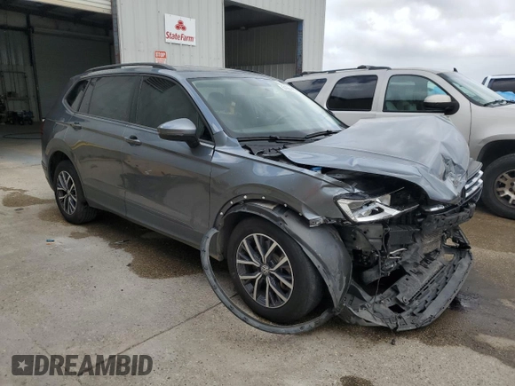 2021 Volkswagen Tiguan S z VIN 3VV1B7AX6MM150458, wystawiony jako Copart lot #51954435 z przebiegiem 66 137 mil mil oraz Szkoda całkowita • Salvage title. Historia ofert i sprzedaży dostępna na DreamBid. Obrazek 4.