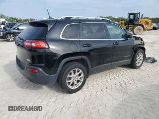 2017 Jeep Cherokee Latitude with VIN 1C4PJMCB0HW520725, listed as a Copart auction lot 53493485 with 74,333 mi miles and Salvage Title. Bid and sale history available at DreamBid. Image 3.