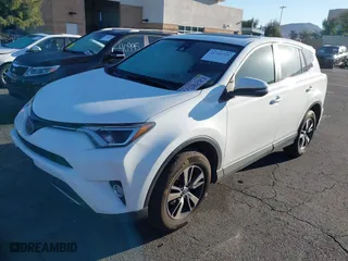 2018 Toyota RAV4 XLE with VIN JTMWFREV1JJ151684, listed as a IAAI auction lot 41745711 with 122,139 mi miles. Bid and sale history available at carsss.com. Image 18.