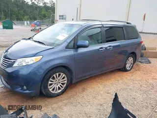 2015 Toyota Sienna XLE with VIN 5TDYK3DC1FS594123, listed as a IAAI auction lot 41944711 with 208,249 mi miles. Bid and sale history available at carsss.com. Image 2.