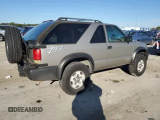 2004 Chevrolet Blazer LS z VIN 1GNCT18X94K116116, wystawiony jako Copart lot #42378015 z przebiegiem 112 272 mil mil oraz Czysty tytuł • Clean title. Historia ofert i sprzedaży dostępna na DreamBid. Obrazek 3.