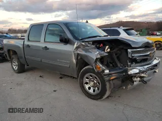 2013 Chevrolet Silverado 1500 LT with VIN 3GCPCSEA9DG232102, listed as a Copart auction lot 84402554 with 226,561 mi miles and Clean Title. Bid and sale history available at DreamBid. Image 4.