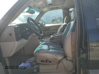 2005 Chevrolet Avalanche Z71 z VIN 3GNEK12ZX5G217504, wystawiony jako Copart lot #56369845 z przebiegiem Nie podano mil oraz Szkoda całkowita • Salvage title. Historia ofert i sprzedaży dostępna na DreamBid. Obrazek 7.