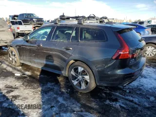 2020 Volvo V60 z VIN YV4102WK8L1039973, wystawiony jako Copart lot #37565654 z przebiegiem 28 201 mil mil oraz . Historia ofert i sprzedaży dostępna na DreamBid. Obrazek 2.