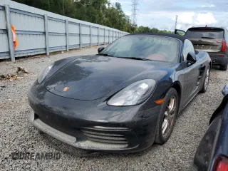 2017 Porsche 718 Boxster z VIN WP0CA2A85HS221345, wystawiony jako Copart lot #73931914 z przebiegiem Nie podano mil oraz Szkody całkowita. Historia ofert i sprzedaży dostępna na DreamBid. Obrazek 1.