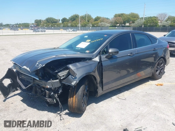 2018 Ford Fusion SE with VIN 3FA6P0HD6JR255644, listed as a IAAI auction lot 42021447 with 122,022 mi miles. Bid and sale history available at carsss.com. Image 18.