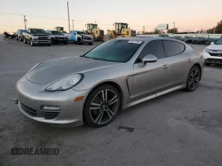 2013 Porsche Panamera with VIN WP0AA2A74DL010267, listed as a Copart auction lot 76227764 with 194,121 mi miles and Clean Title. Bid and sale history available at carsss.com. Image 1.