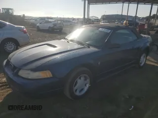 2000 Ford Mustang with VIN 1FAFP4442YF197021, listed as a Copart auction lot 73578134 with 114,417 mi miles and Clean Title. Bid and sale history available at carsss.com. Image 1.