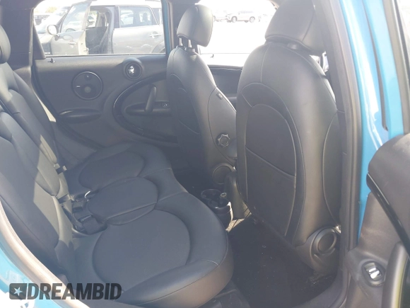 2016 MINI Countryman S with VIN WMWZC3C58GWT10084, listed as a IAAI auction lot 42895633 with 120,694 mi miles and . Bid and sale history available at DreamBid. Image 8.