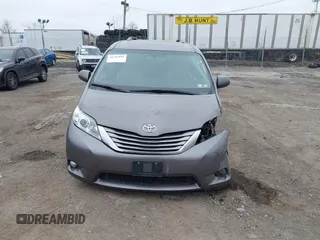 2016 Toyota Sienna XLE with VIN 5TDYK3DCXGS737846, listed as a IAAI auction lot 41782055 with 126,846 mi miles. Bid and sale history available at carsss.com. Image 12.