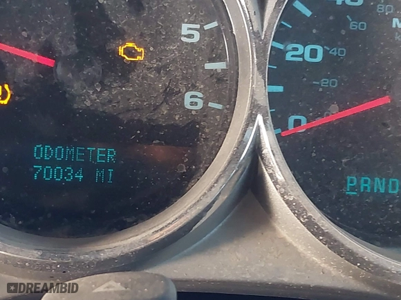 2008 Chevrolet Silverado 1500 LT w/1LT with VIN 1GCEC19018Z241255, listed as a IAAI auction lot 41473656 with 70,034 mi miles. Bid and sale history available at carsss.com. Image 15.
