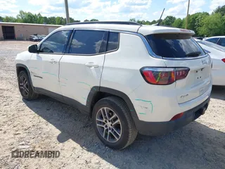 2017 Jeep Compass Latitude with VIN 3C4NJDBB3HT688695, listed as a IAAI auction lot 42197797 with 110,343 mi miles and . Bid and sale history available at DreamBid. Image 3.