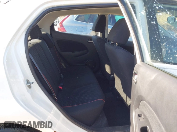 2012 Mazda 2 Touring z VIN JM1DE1LY2C0134281, wystawiony jako IAAI lot #41613690 z przebiegiem 156 546 mil mil oraz . Historia ofert i sprzedaży dostępna na DreamBid. Obrazek 8.