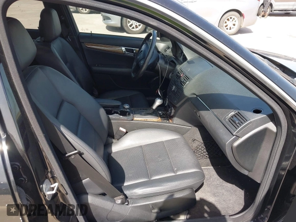 2008 Mercedes-Benz C 350 Sport with VIN WDDGF56X28R025526, listed as a IAAI auction lot 41712184 with 178,540 mi miles and . Bid and sale history available at DreamBid. Image 5.