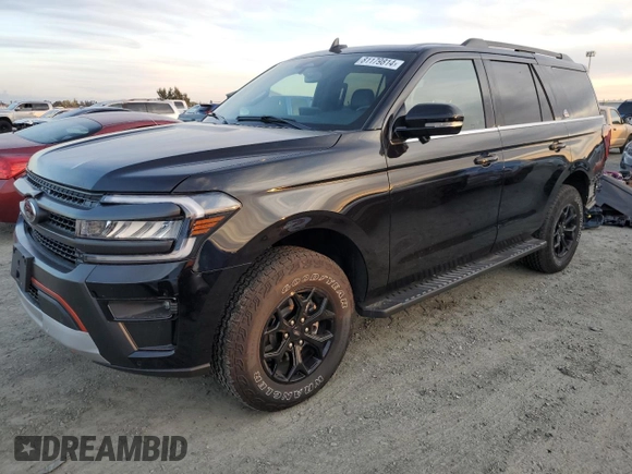 2023 Ford Expedition Timberline с VIN 1FMJU1RG3PEA47689, выставлен на аукционе Copart как лот 81179814 с пробегом 19 237 миль миль и Списание • Salvage title. История ставок и продаж доступна на DreamBid. Изображение 1.