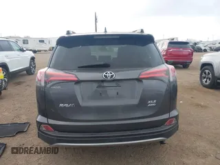 2018 Toyota RAV4 XLE with VIN JTMRFREV0JJ749388, listed as a IAAI auction lot 41613930 with 62,225 mi miles. Bid and sale history available at carsss.com. Image 16.
