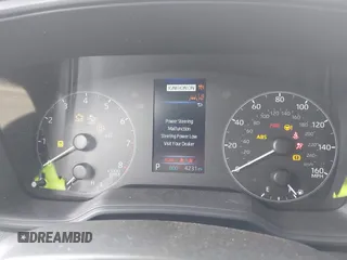 2024 Toyota Corolla SE z VIN JTDP4MCE9R3522624, wystawiony jako IAAI lot #40741101 z przebiegiem 4231 mil mil oraz . Historia ofert i sprzedaży dostępna na DreamBid. Obrazek 7.
