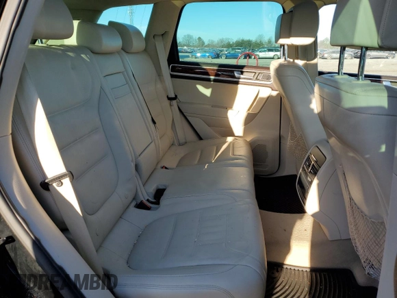 2012 Volkswagen Touareg Sport z VIN WVGEF9BP9CD006844, wystawiony jako Copart lot #43216485 z przebiegiem 120 059 mil mil oraz Szkoda całkowita • Salvage title. Historia ofert i sprzedaży dostępna na DreamBid. Obrazek 11.