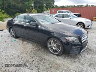 2020 Mercedes-Benz E 350 with VIN WDDZF8DB2LA718282, listed as a Copart auction lot 61334585 with 26,417 mi miles and Clean title. Bid and sale history available at DreamBid. Image 4.