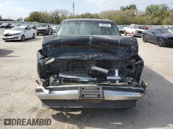 1999 Chevrolet Tahoe z VIN 3GNEC18R3XG165012, wystawiony jako Copart lot #75803204 z przebiegiem 227 608 mil mil oraz Szkoda całkowita • Salvage title. Historia ofert i sprzedaży dostępna na DreamBid. Obrazek 5.