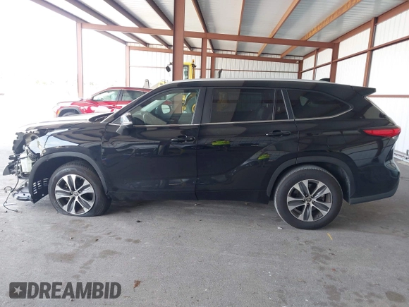 2023 Toyota Highlander L with VIN 5TDKDRAH8PS511517, listed as a IAAI auction lot 42303066 with 39,959 mi miles and . Bid and sale history available at DreamBid. Image 15.