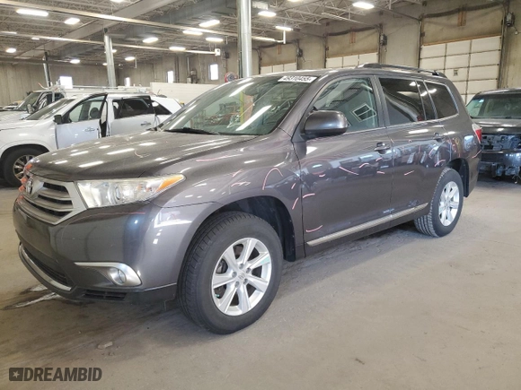 2011 Toyota Highlander with VIN 5TDBK3EH5BS046930, listed as a Copart auction lot 49310455 with 179,435 mi miles and Salvage Title. Bid and sale history available at carsss.com. Image 1.