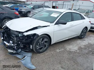 2025 Hyundai Elantra SEL Sport with VIN KMHLM4DG9SU881711, listed as a IAAI auction lot 41464931 with 1,497 mi miles. Bid and sale history available at carsss.com. Image 2.