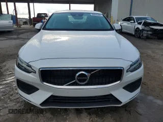 2019 Volvo S60 Momentum with VIN 7JR102FK3KG014169, listed as a Copart auction lot 66872494 with 40,218 mi miles and Non Repairable. Bid and sale history available at carsss.com. Image 5.