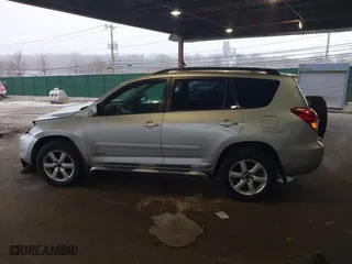 2008 Toyota RAV4 Ltd with VIN JTMBD31V485210284, listed as a IAAI auction lot 41903460 with 188,476 mi miles. Bid and sale history available at carsss.com. Image 14.